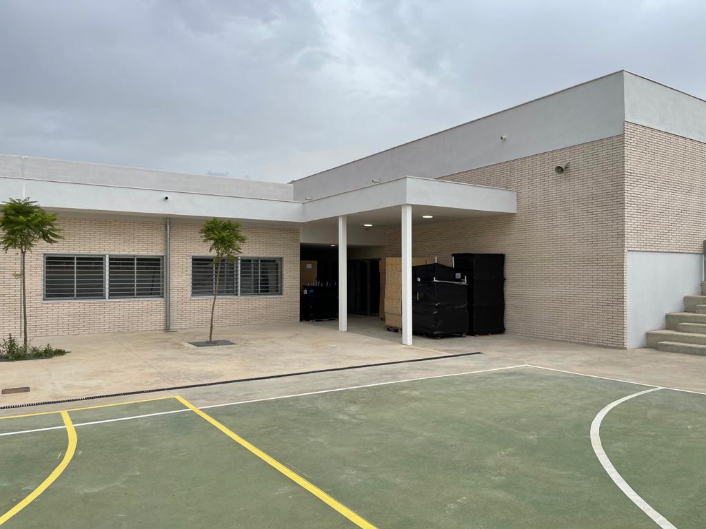 Mudanza Mobiliario Colegio Formentera 10