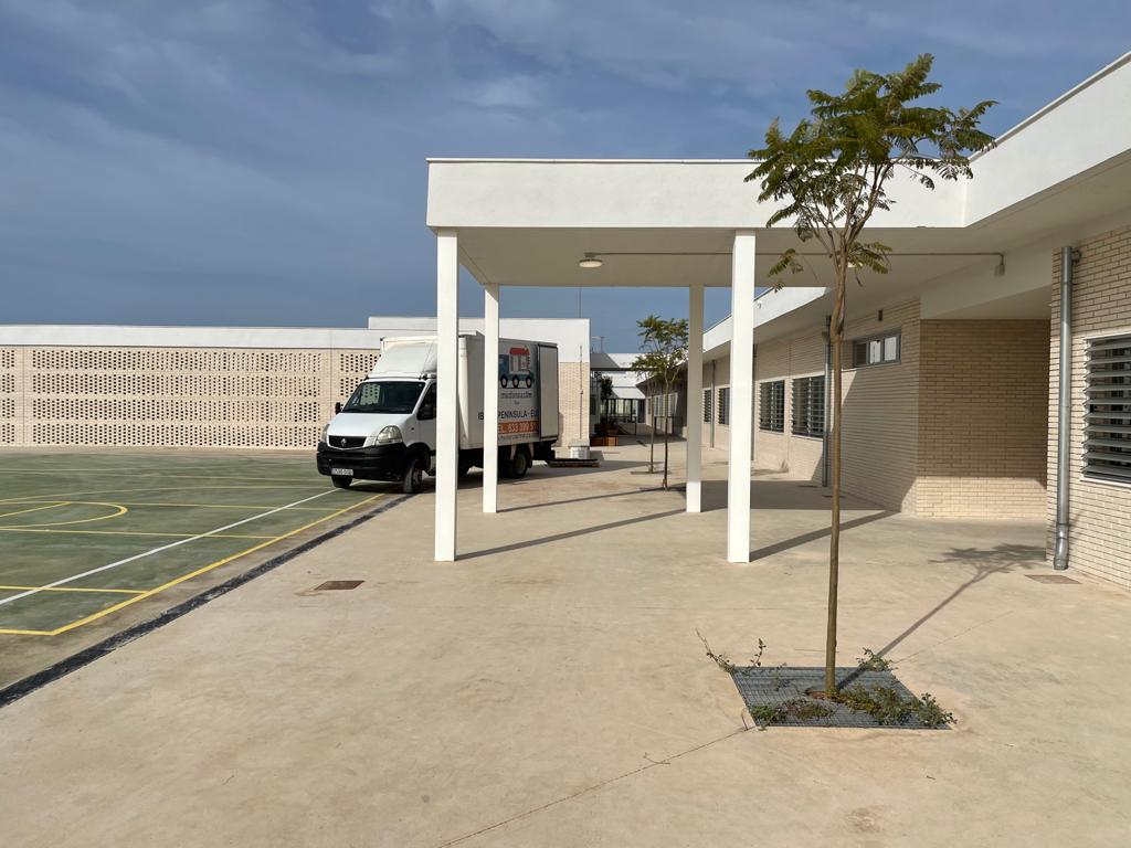 Mudanza Mobiliario Colegio Formentera 29