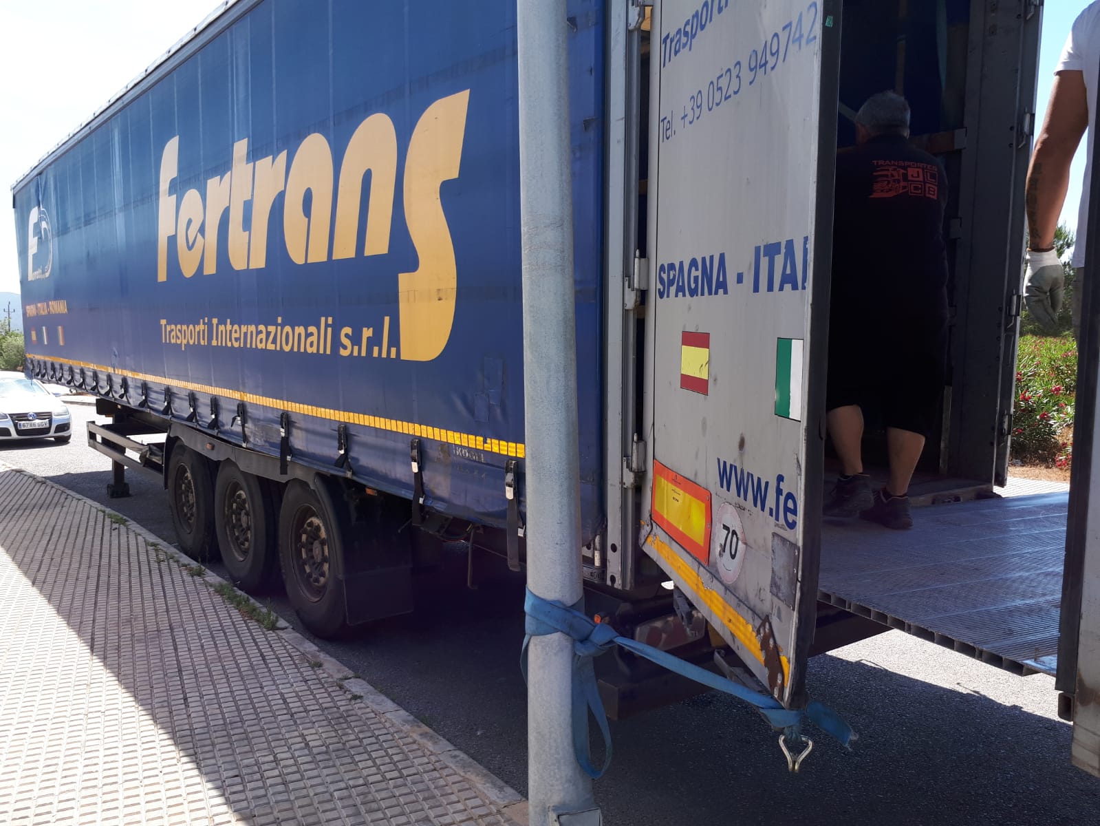 Mudanza de tráiler - Milano a Ibiza